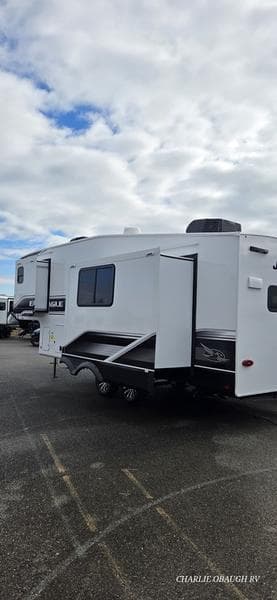 2026 Jayco Eagle SLE Fifth Wheels 24MLE Photo in Staunton VA 24401