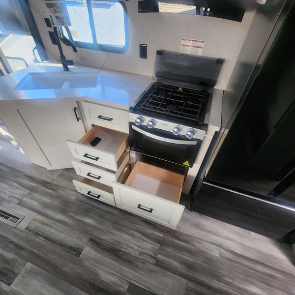 New 2025 Jayco Jay Flight SLX 380DQS - photo - 10