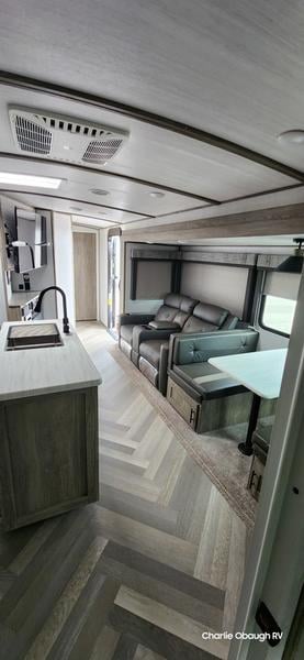 Pre-Owned 2022 Forest River Salem Hemisphere 310BHI - photo - 15
