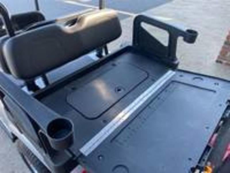 New 2023 E-Z-GO Valor® EX1 Gas - photo - 7