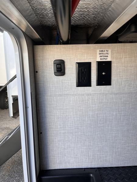 New 2024 Jayco 360DBOK - photo - 7