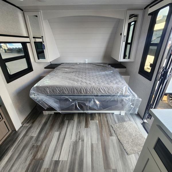 New 2025 Jayco Jay Feather 19MRK - photo - 14