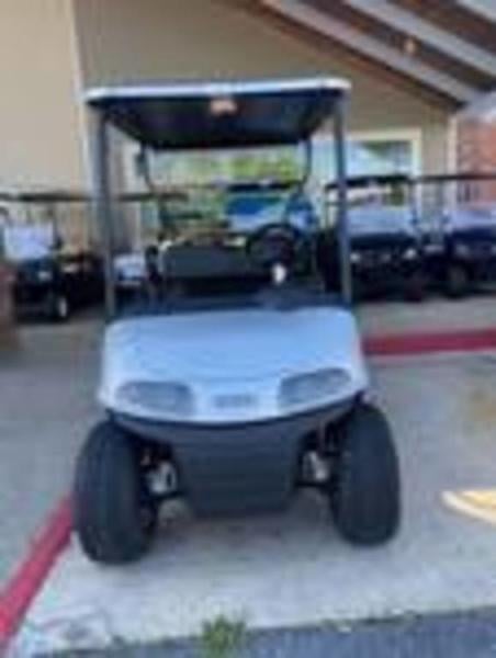 New 2023 E-Z-GO Valor® EX1 Gas - photo - 15