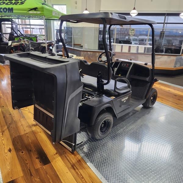 New 2024 Cushman® HAULER 800X - photo - 5
