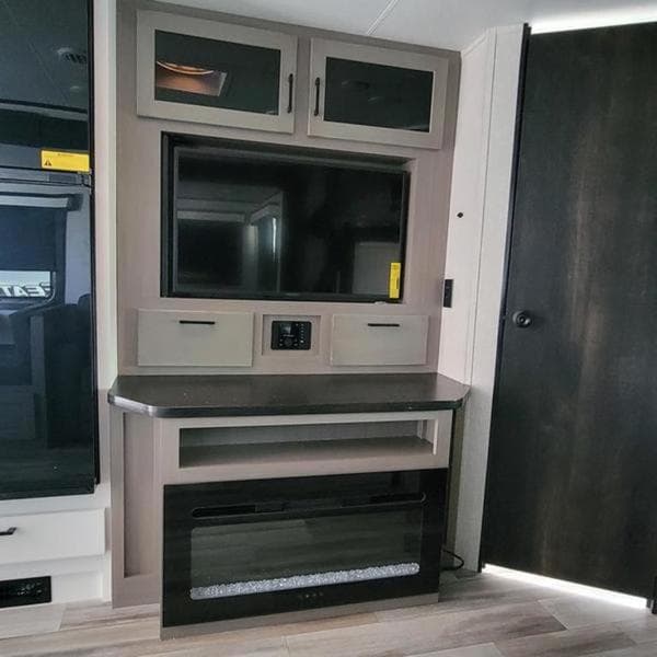 New 2024 Jayco Jay Feather 27BHB - photo - 17