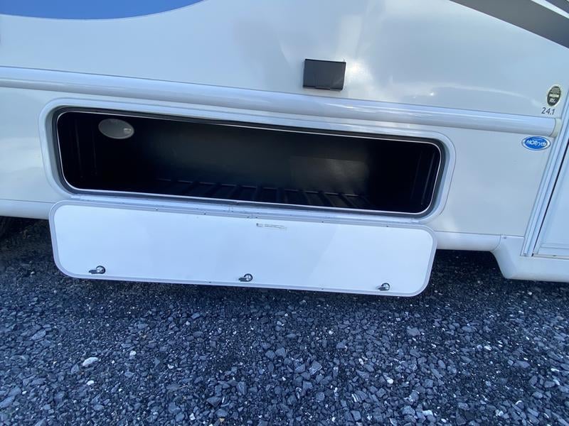 2022 Thor Motor Coach Vegas® RUV 24.1 Photo in Staunton VA 24401