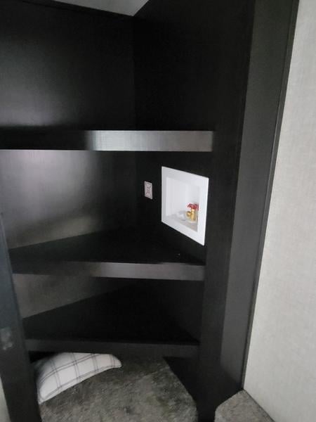 New 2023 Jayco "SALE PENDING" North Point 380RKGS - photo - 30