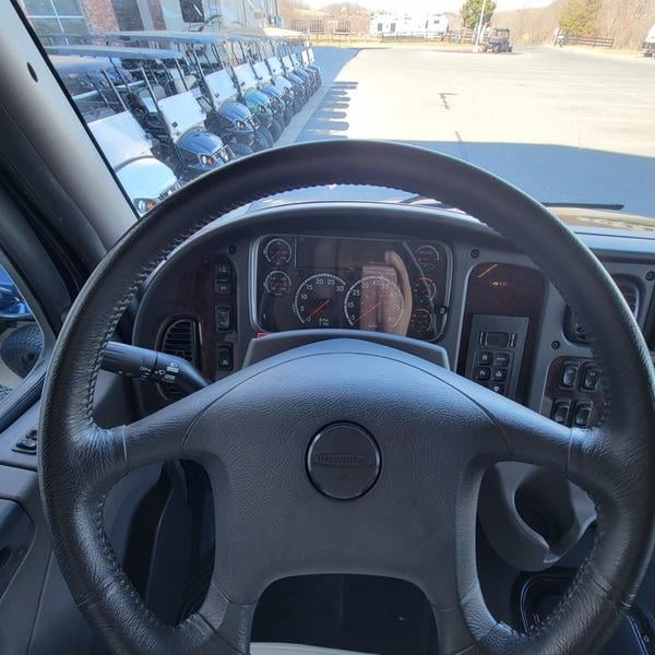 Pre-Owned 2020 Jayco Seneca 37HJ - photo - 16