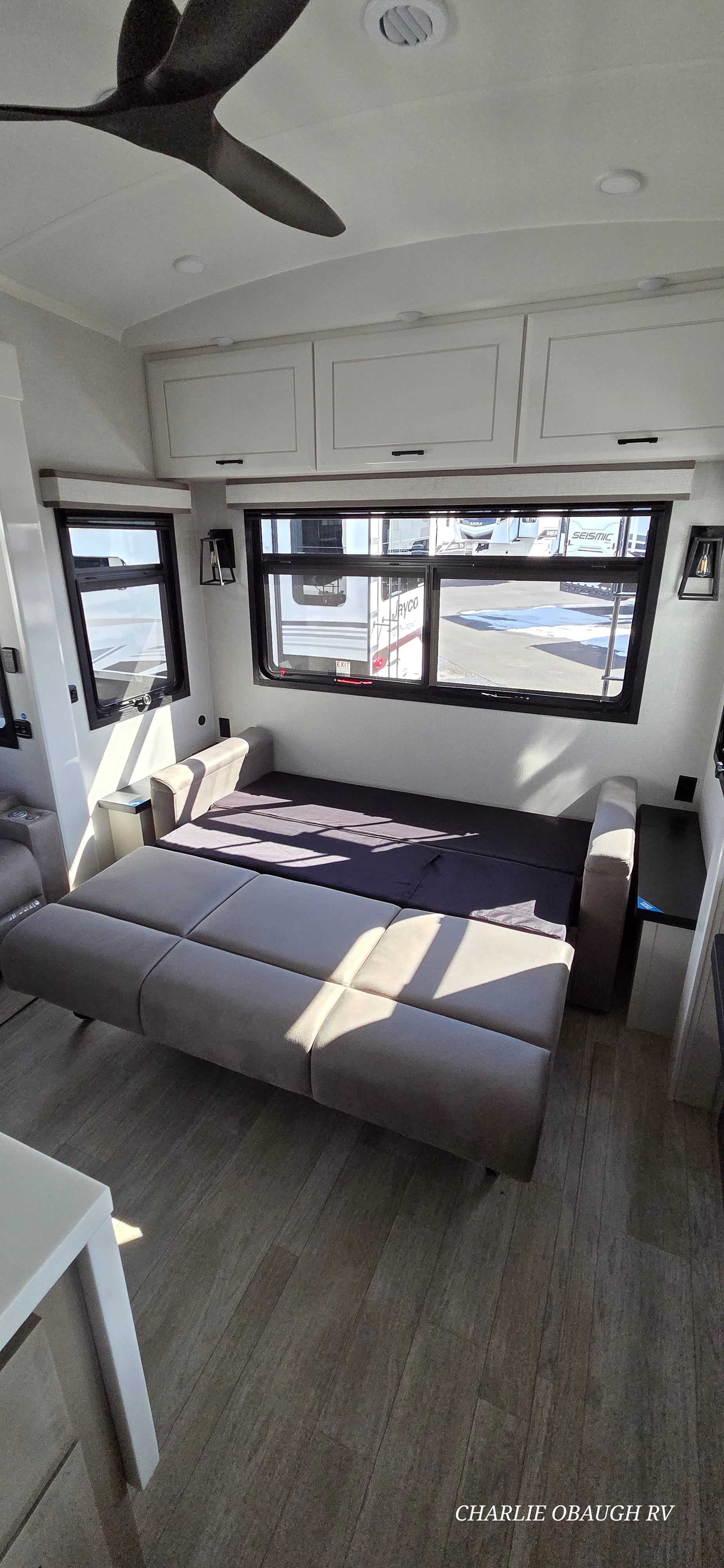 New 2026 Jayco Pinnacle 32RLTS - photo - 29