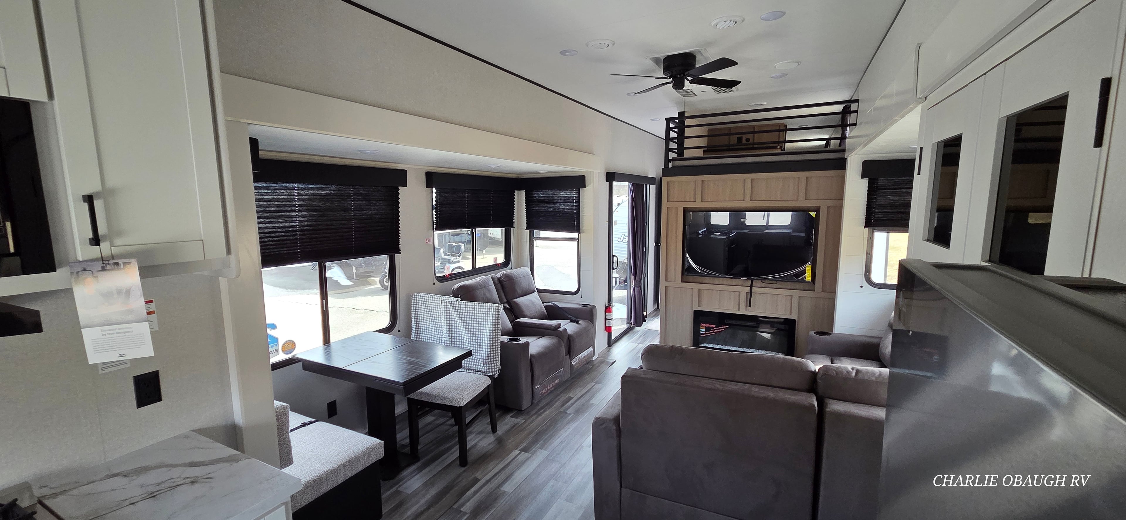 New 2026 Jayco Jay Flight Bungalow 404LOFT D.S. - photo - 6