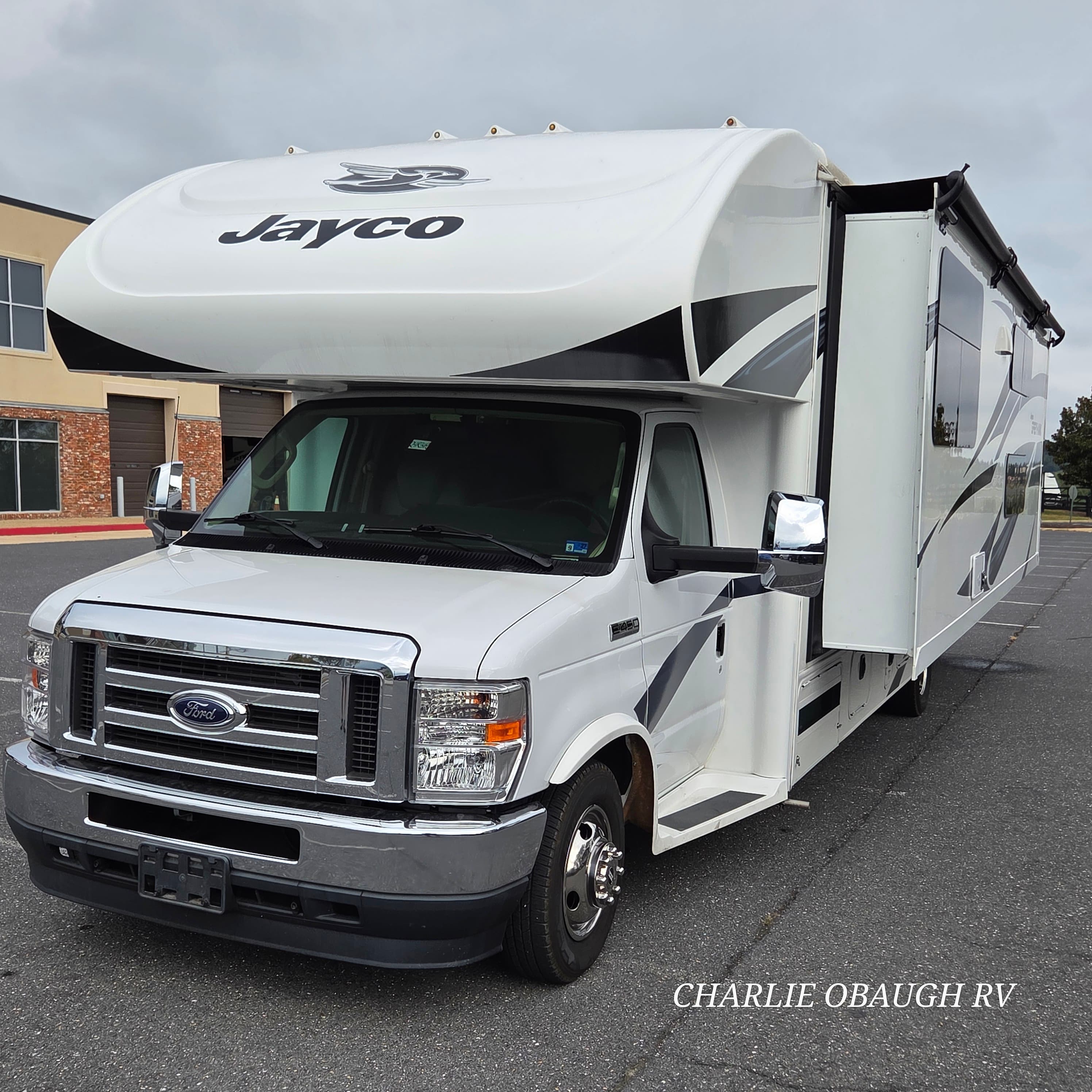 Pre-Owned 2022 Jayco Greyhawk 31F - photo - 5