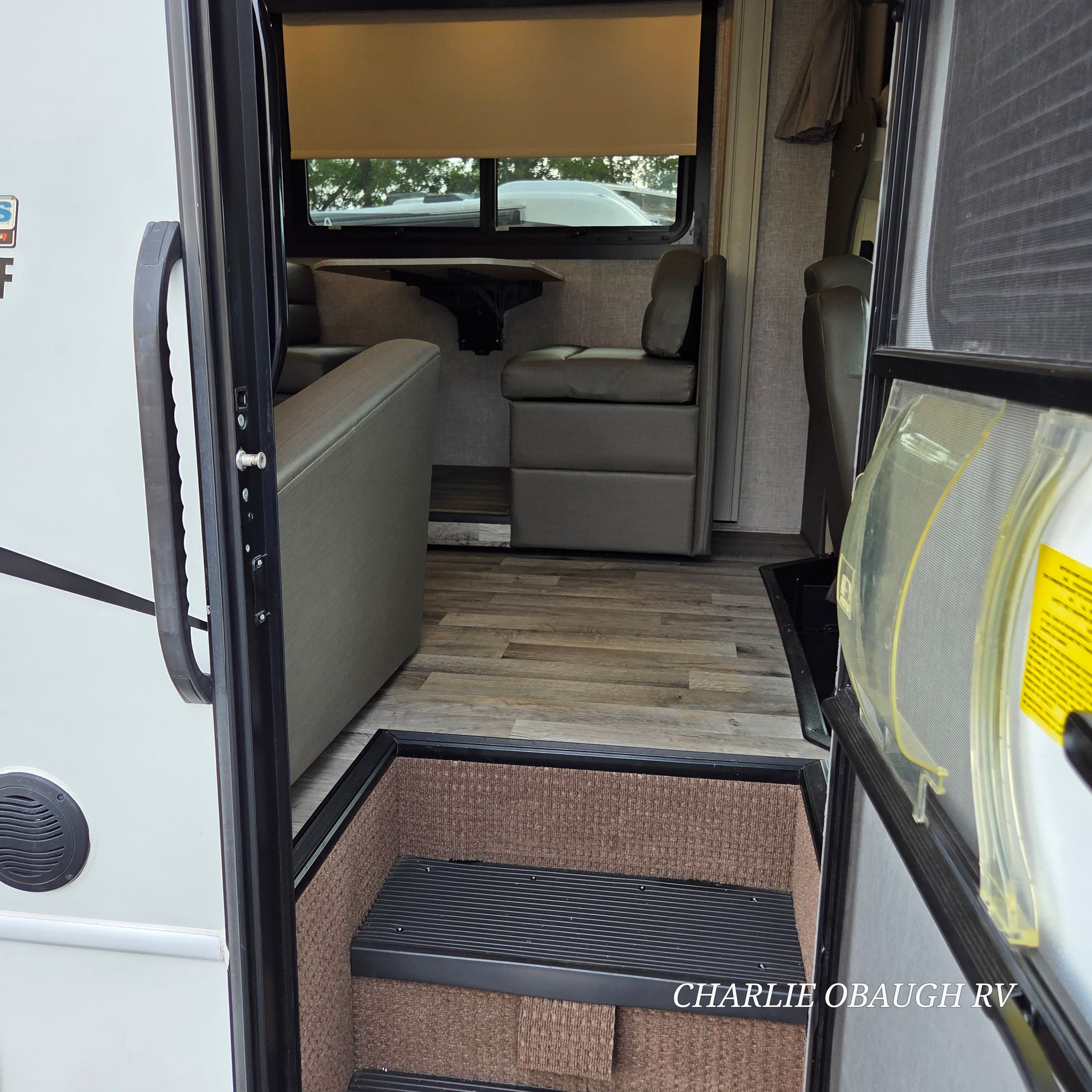 Pre-Owned 2022 Jayco Greyhawk 31F - photo - 17