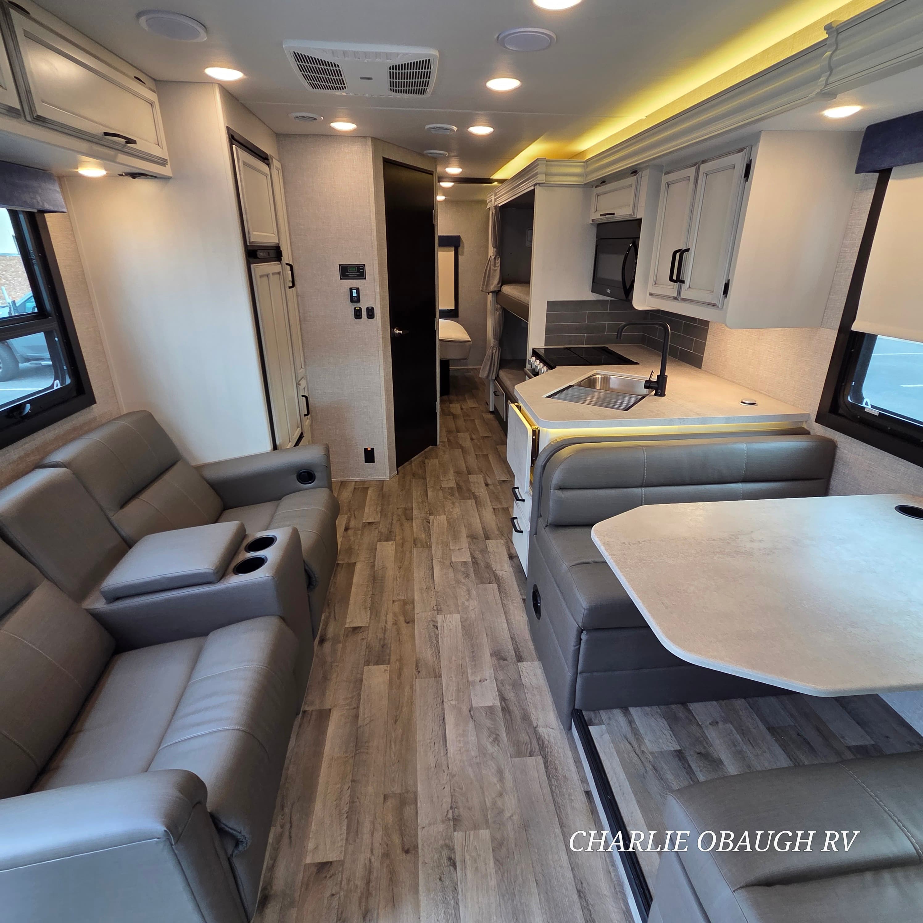 Pre-Owned 2022 Jayco Greyhawk 31F - photo - 20