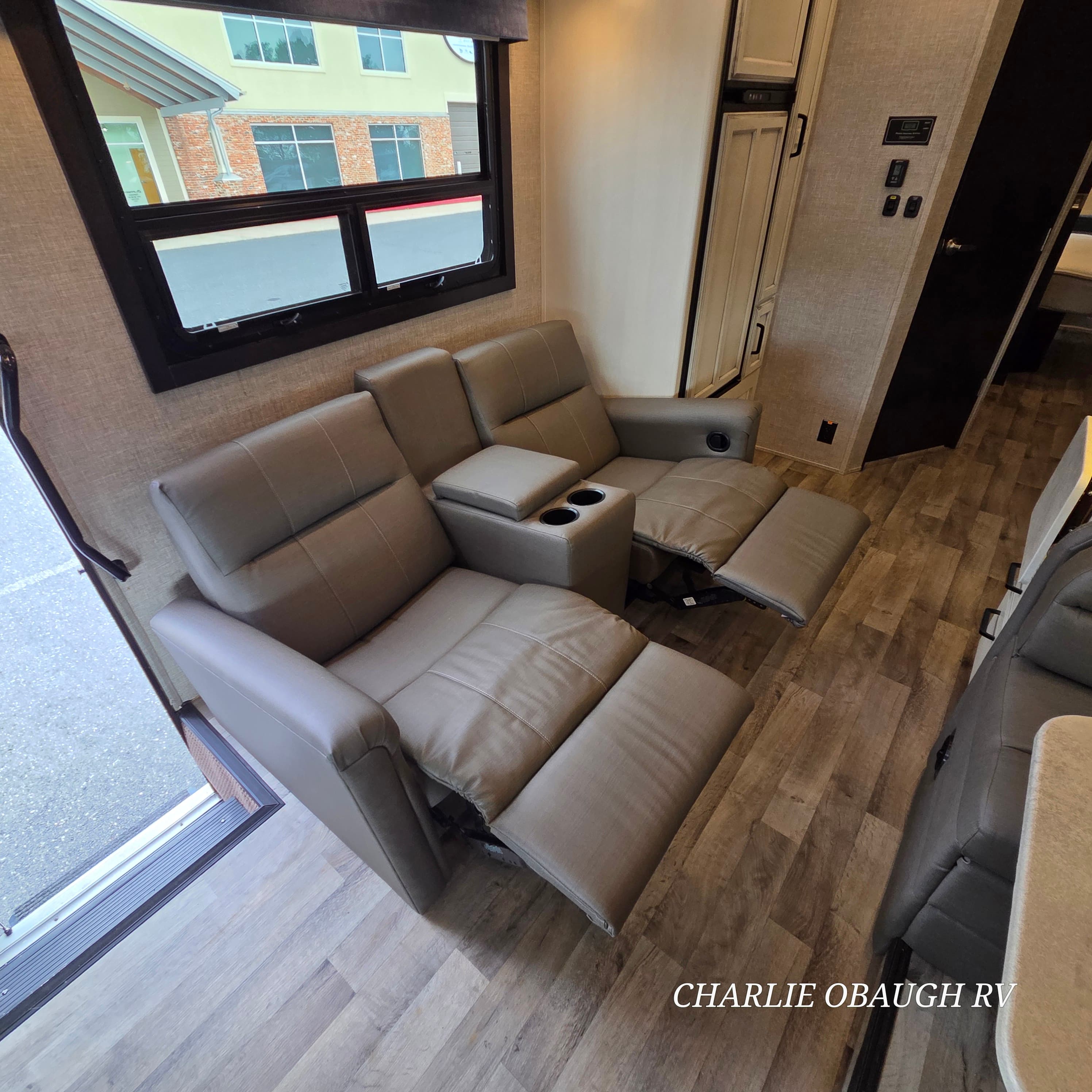 Pre-Owned 2022 Jayco Greyhawk 31F - photo - 23